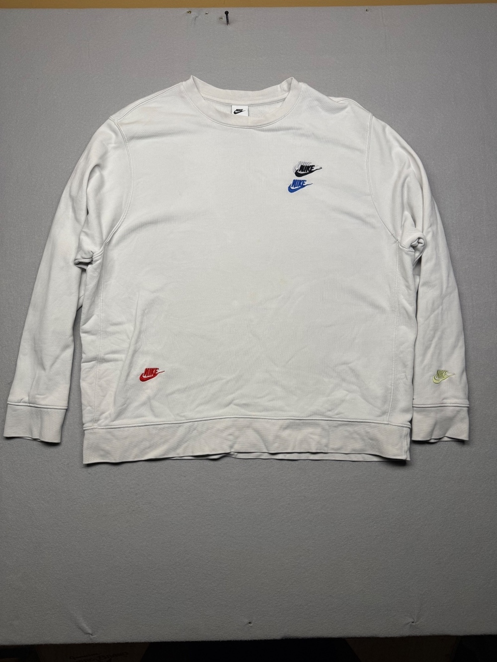 Nike Crew Neck Sweatshirt Unisex M White Multicolor Logos EU